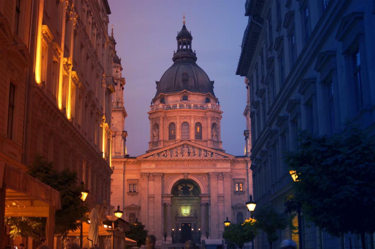 Gabi'S Central Broadway Nest @ Nagymezo Str Budapest Exterior photo